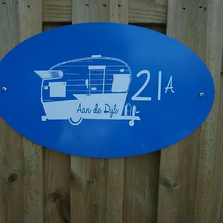 Vakantieverblijf Aan De Dijk Hippolytushoef